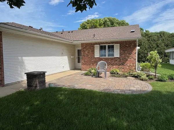806 28th Avenue Sw, Willmar, MN 56201