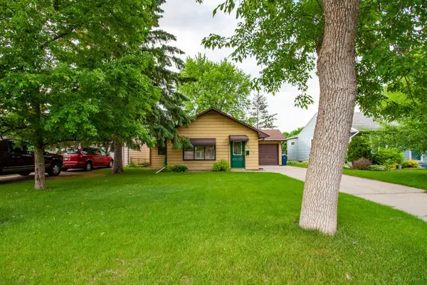 912 W Linden Street, Fergus Falls, MN 56537