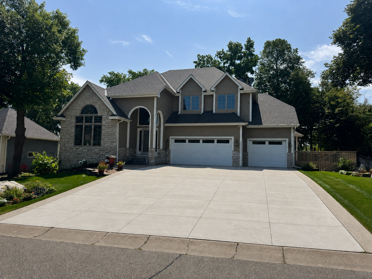 13985 42nd Avenue N, Plymouth, MN 55446 - #1