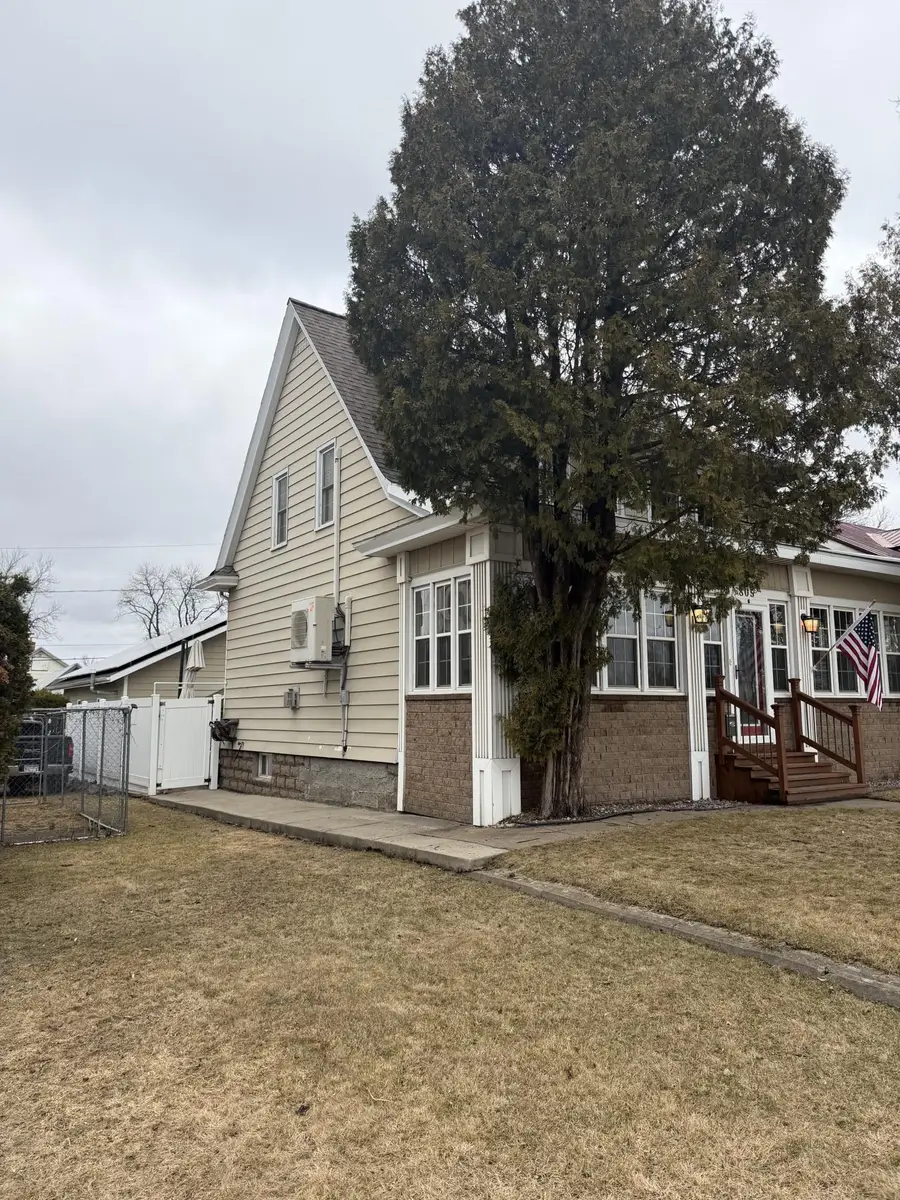 805 Harrison Street, Eveleth, MN 55734 - #3