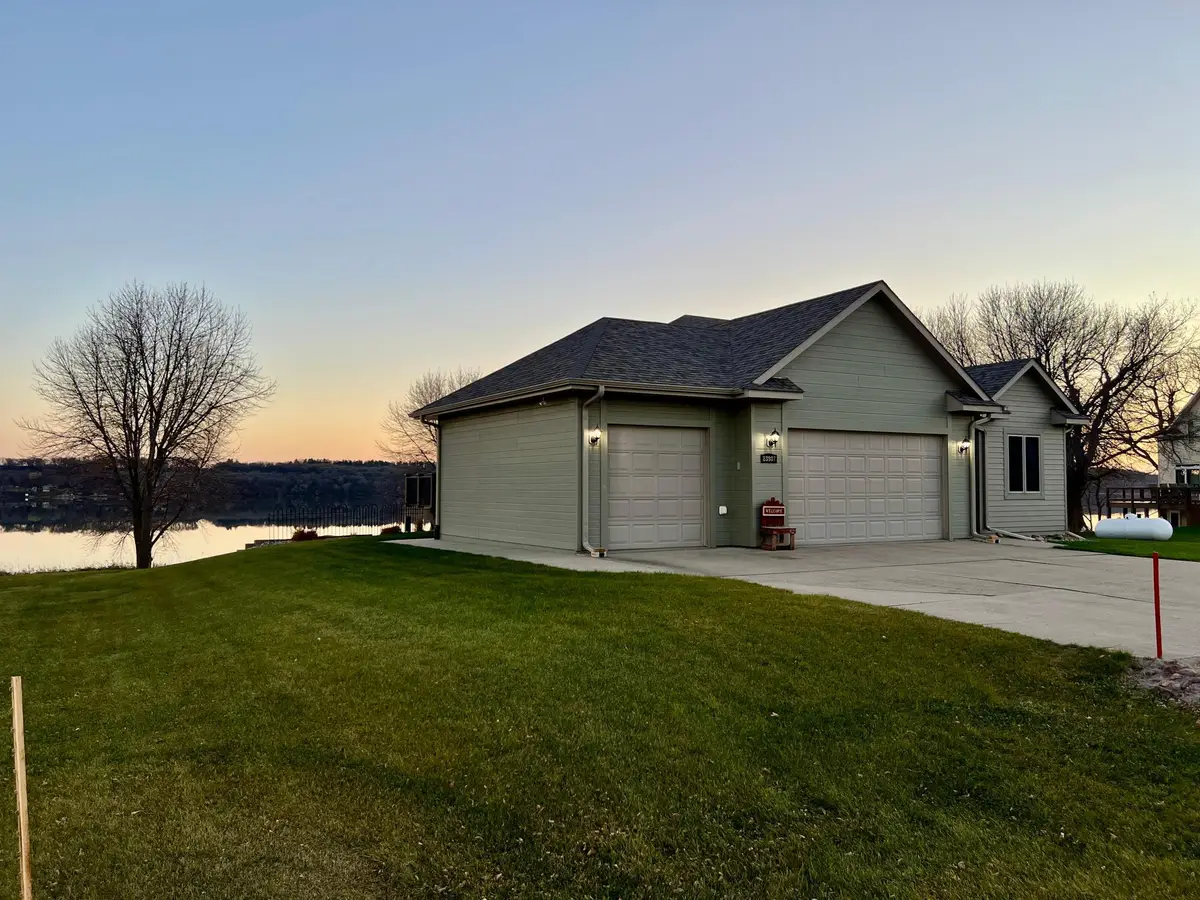 83987 Ridge Creek Dr, Clinton, MN 56278 - #1
