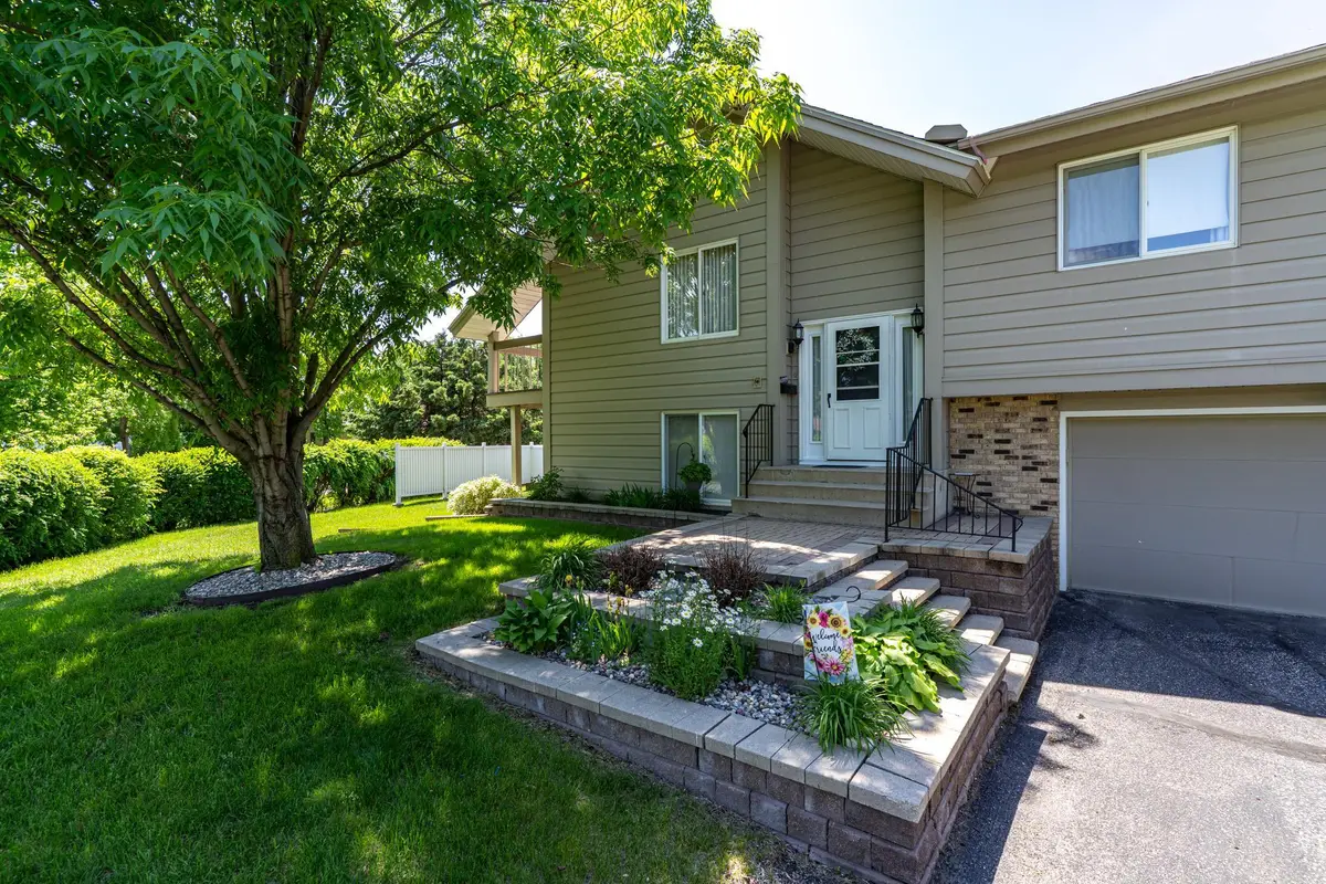 601 4th Avenue Ne #16, Crookston, MN 56716 - #1