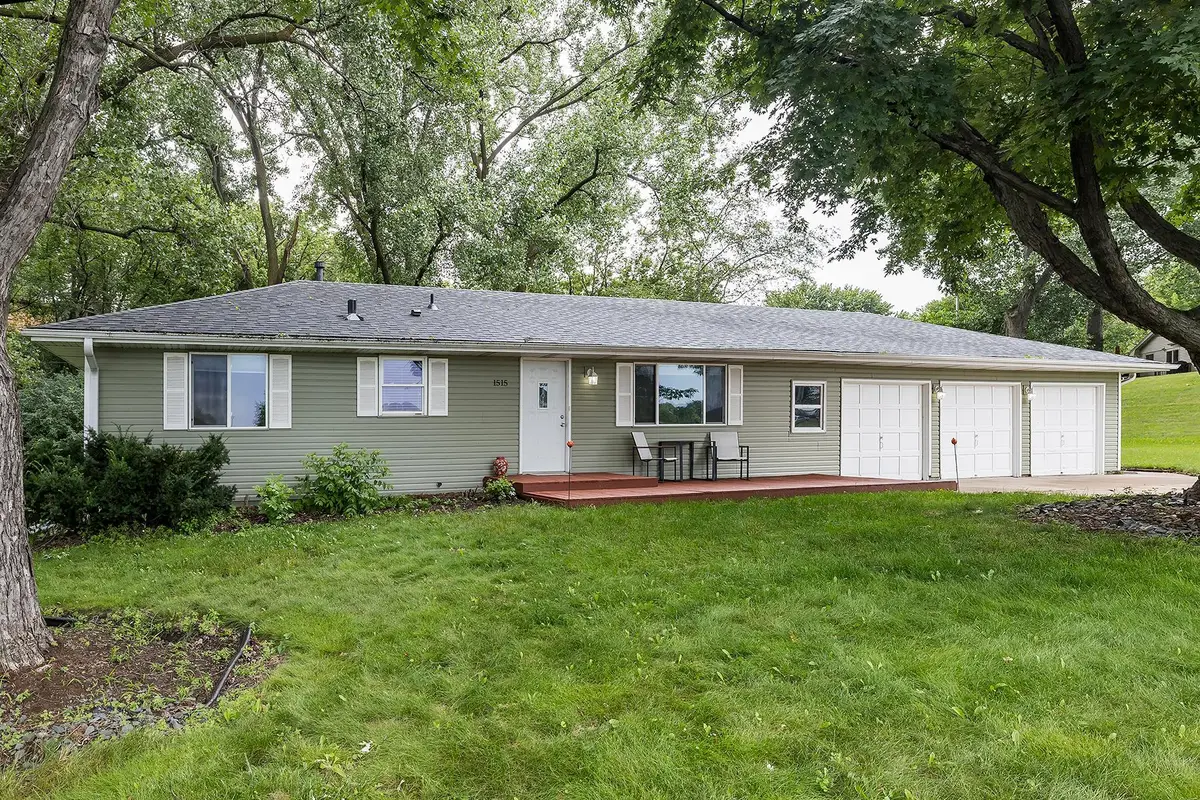 1515 Woodhill Road, Burnsville, MN 55337 - #1
