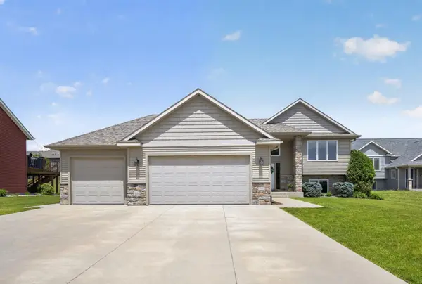 1961 Fieldstone Road Sw, Rochester, MN 55902