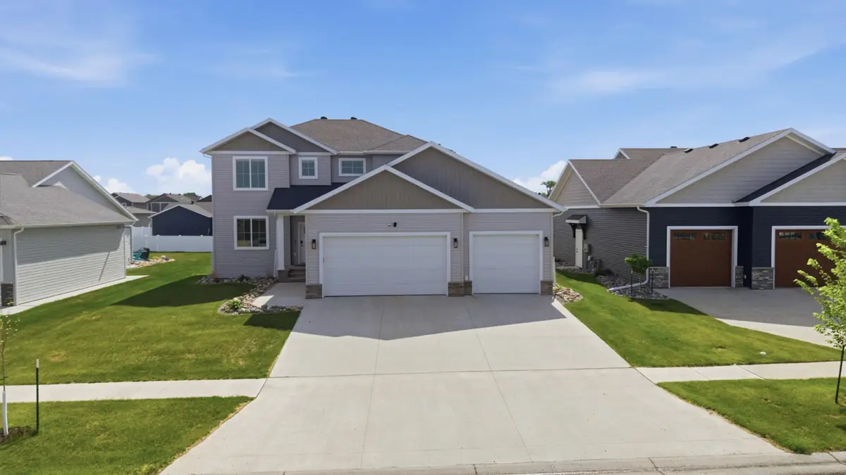 8850 Meadowlark Parkway, Horace, ND 58047 - #1