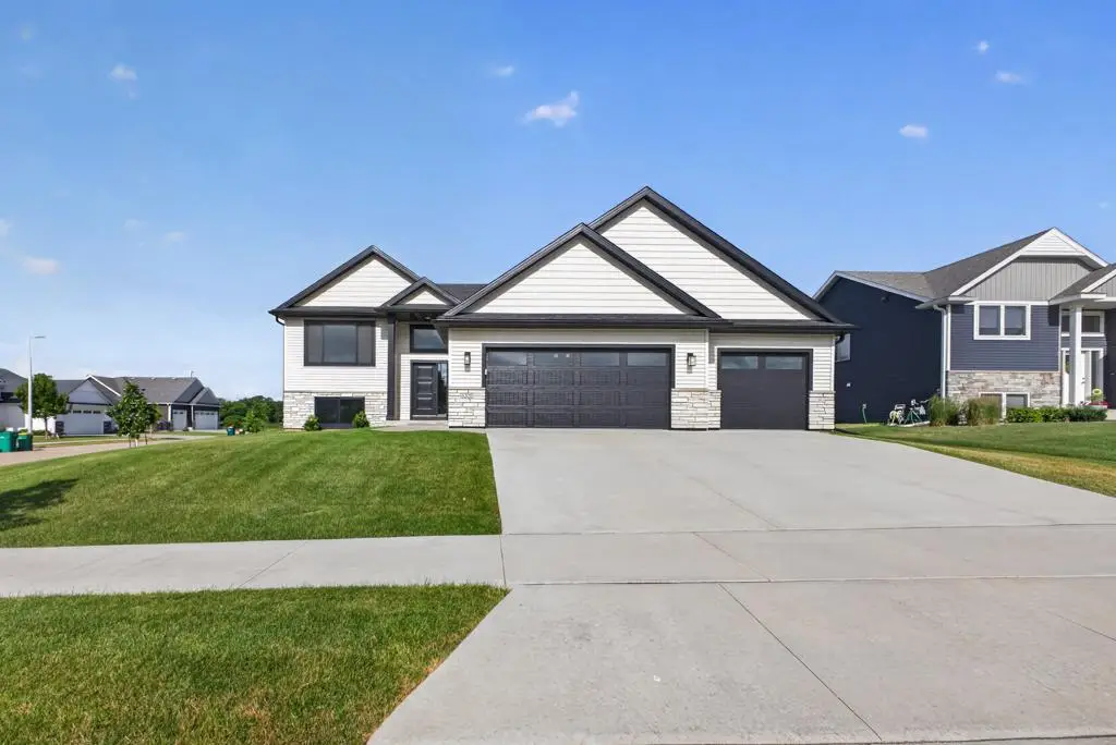 6201 55th Avenue Nw, Rochester, MN 55901 - #1
