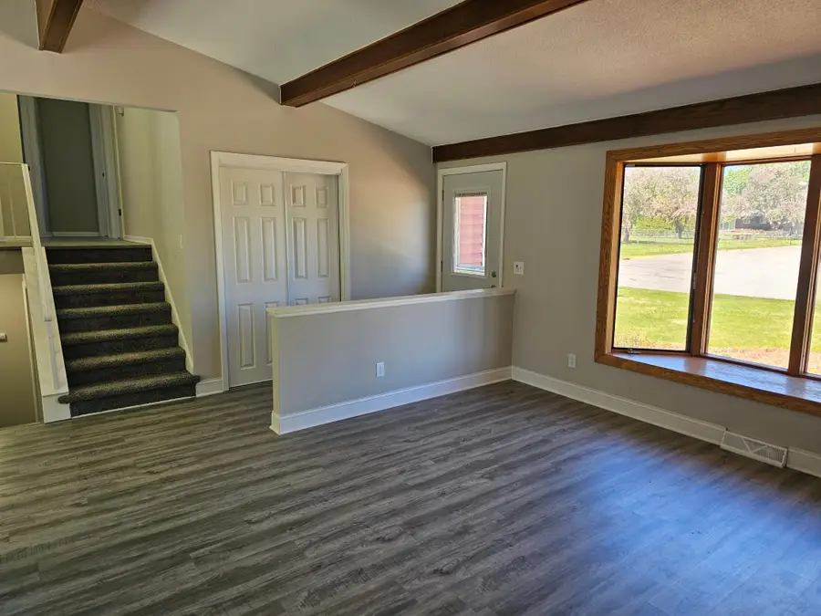748 82nd Avenue Ne, Spring Lake Park, MN 55432 - #3