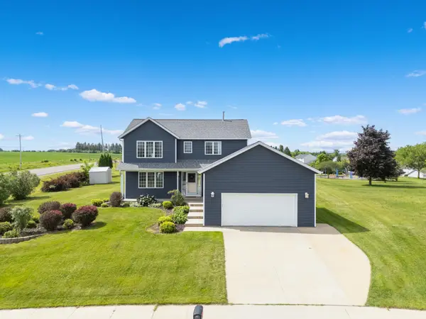 1102 Southern Hills Lane Sw, Rochester, MN 55902