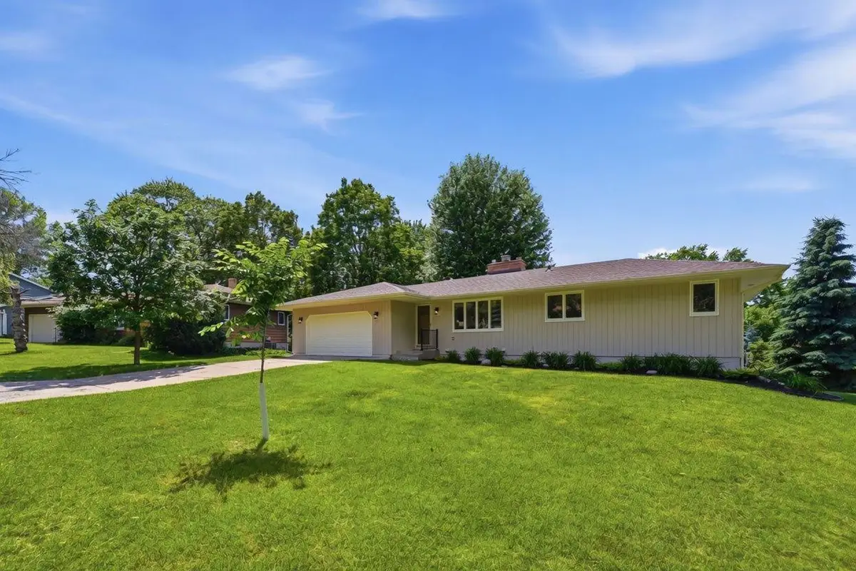 635 Iona Lane, Roseville, MN 55113 - #1