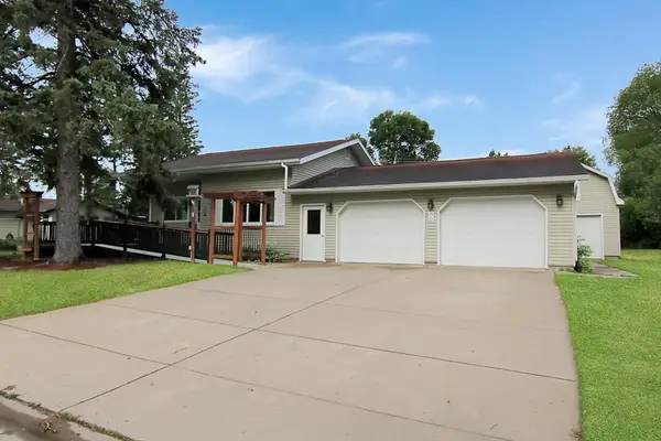 709 9th Avenue Ne, Brainerd, MN 56401