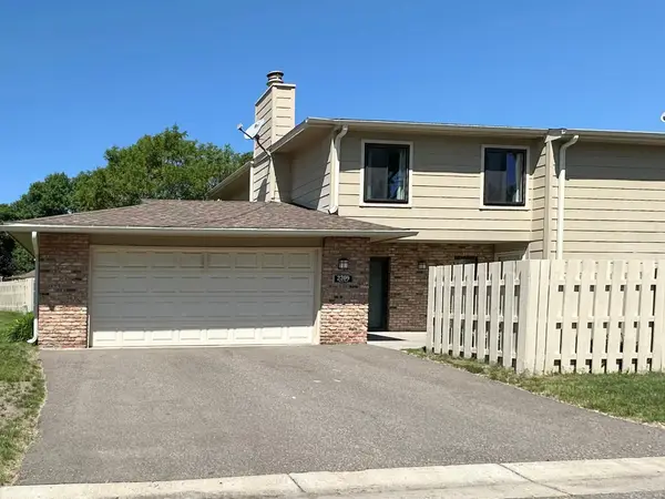 2209 Mayfair Road, Golden Valley, MN 55427
