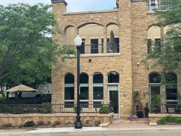 650 Main Street N #B01, Stillwater, MN 55082