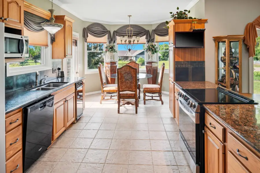 1146 Pleasure Drive W, Litchfield, MN 55355 - #2