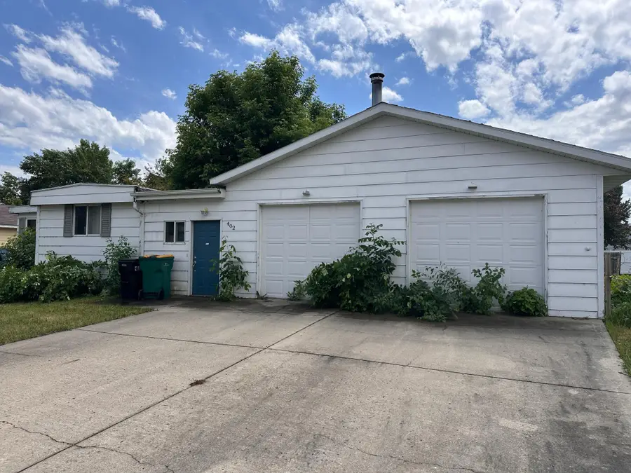 402 11th Avenue Nw, West Fargo, ND 58078 - #2