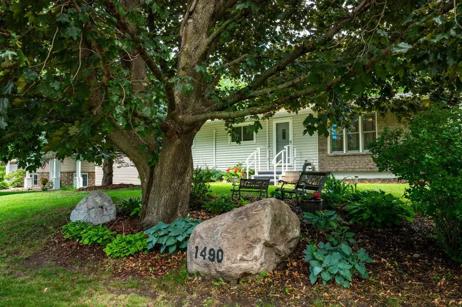 1490 Rainbow Avenue, Maple Plain, MN 55359 - #3
