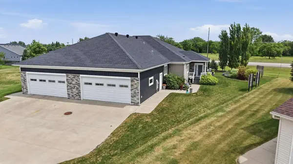 6148 14th Street S, Fargo, ND 58104