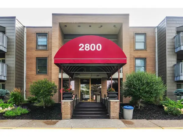 2800 Hamline Avenue N #229, Roseville, MN 55113