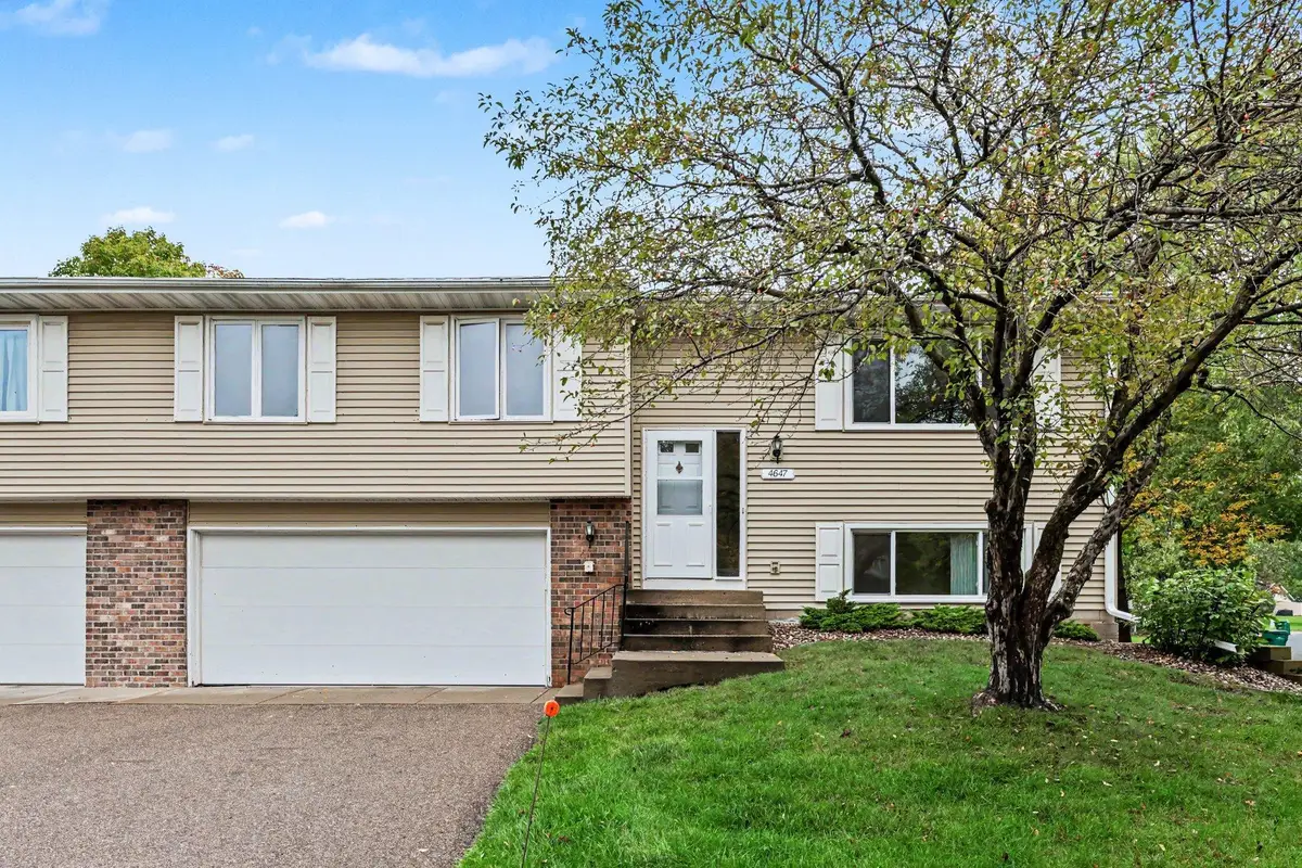 4647 Penkwe Way, Eagan, MN 55122 - #1