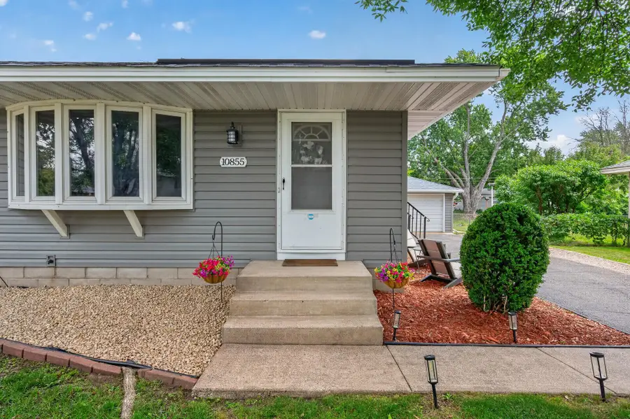 10855 President Drive Ne, Blaine, MN 55434 - #3