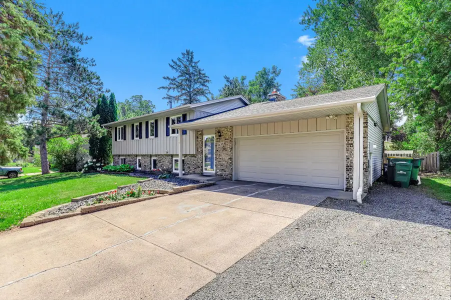 2633 Skyview Court, Stillwater, MN 55082 - #2