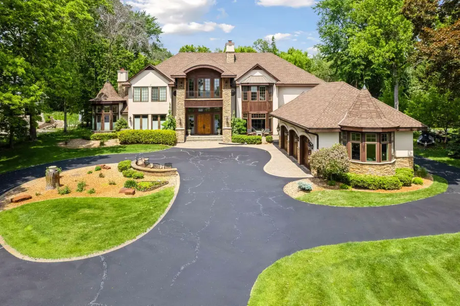 1910 Shoreline Drive, Wayzata, MN 55391 - #2