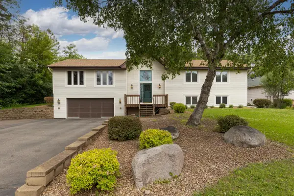 13789 Holyoke Lane, Apple Valley, MN 55124