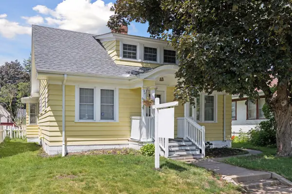 387 Cretin Avenue S, Saint Paul, MN 55105