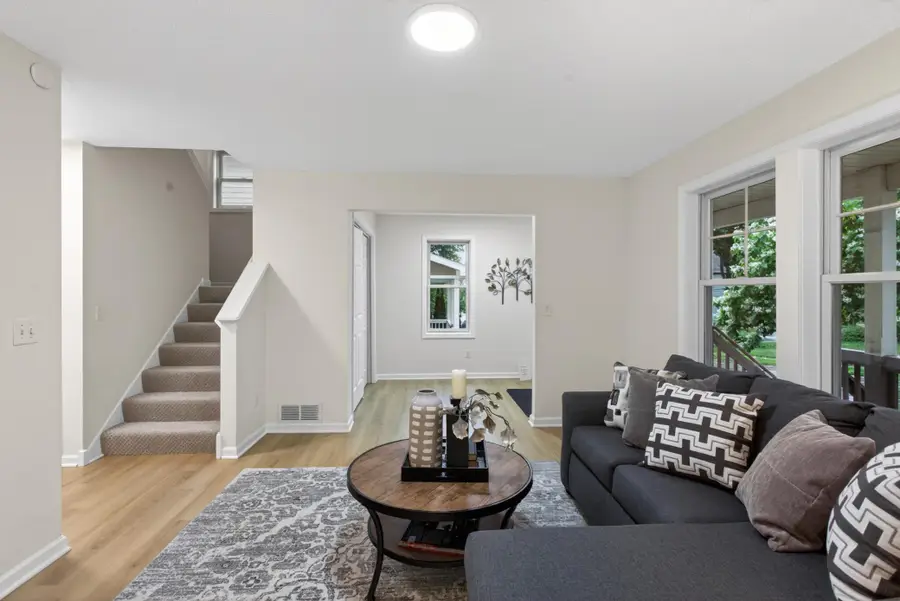 2210 Irving Avenue N, Minneapolis, MN 55411 - #3