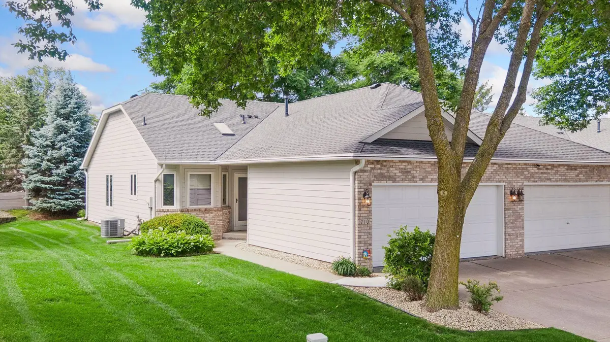 710 Emerald Ridge, Roseville, MN 55113 - #1