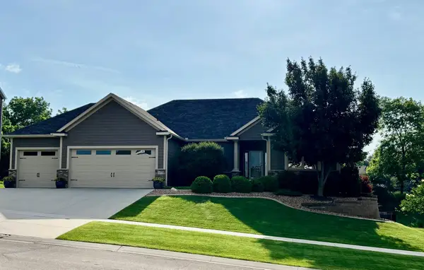 1872 Shannon Oaks Boulevard Ne, Rochester, MN 55906