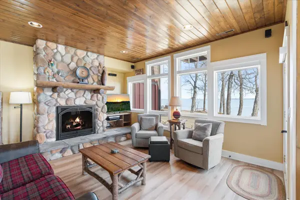 Trapper's Landing #210 6946 Beach View Lane Nw #210-2&3, Walker, MN 56452