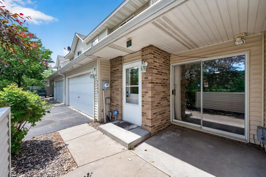 7043 48th Street N, Oakdale, MN 55128 - #2