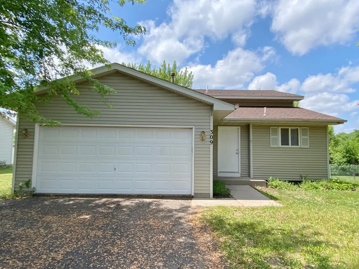 309 13th Avenue Ne, Buffalo, MN 55313 - #1