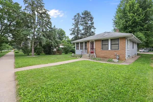 752 Orange Avenue E, Saint Paul, MN 55106