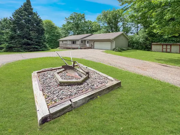 1622 Us Highway 8, Saint Croix Falls, WI 54024