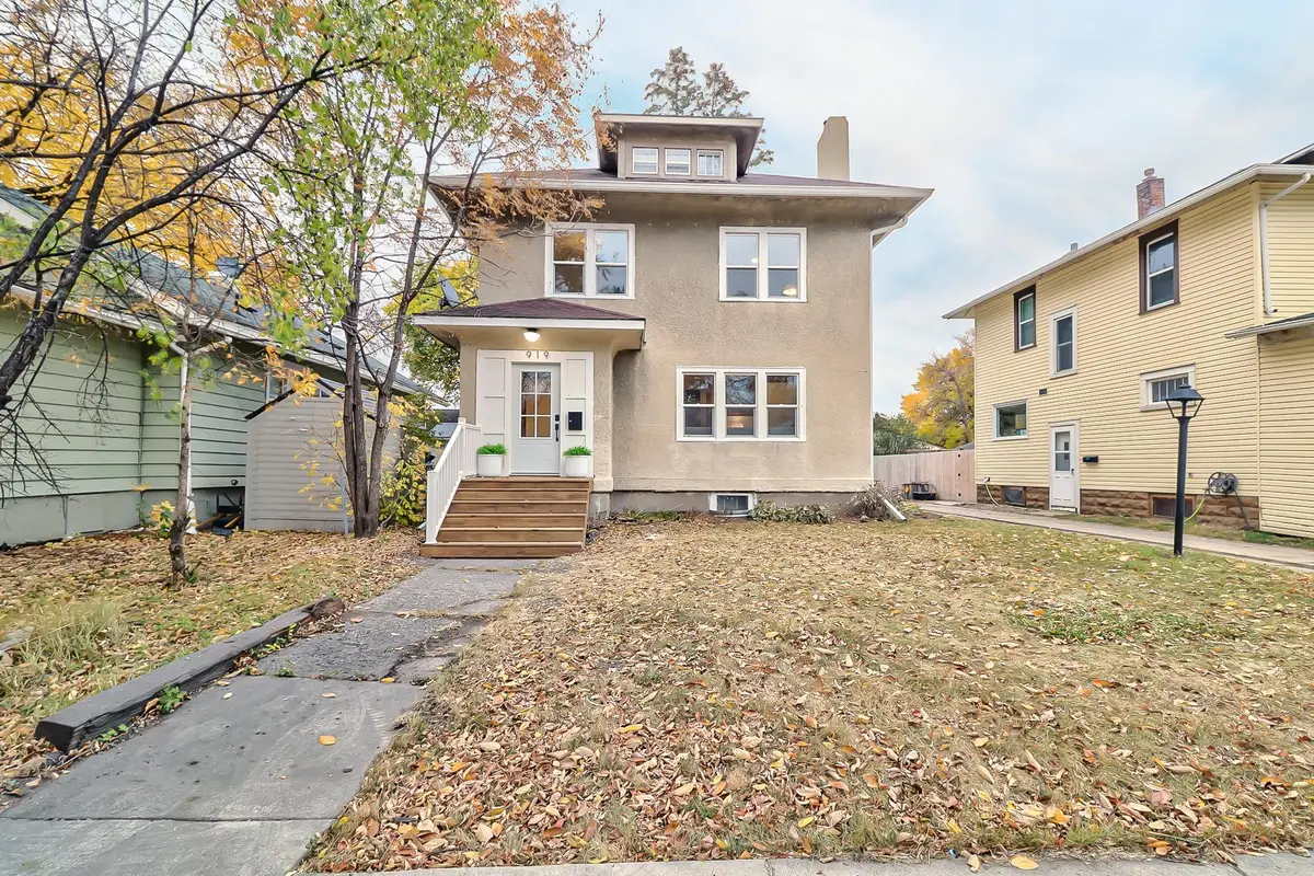919 4th Street N, Fargo, ND 58102 - #1