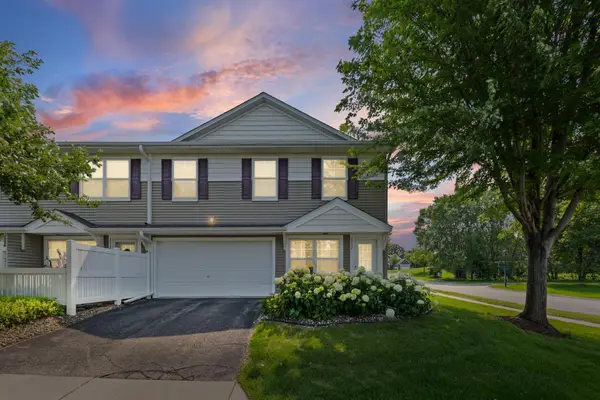 3232 Oak View Drive, Woodbury, MN 55129