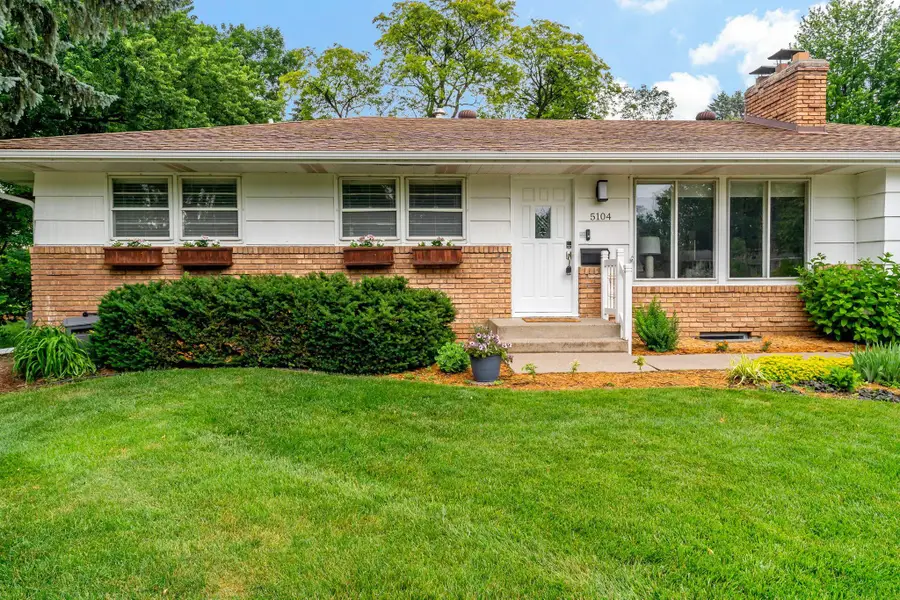 5104 Duggan Plaza, Edina, MN 55439 - #2