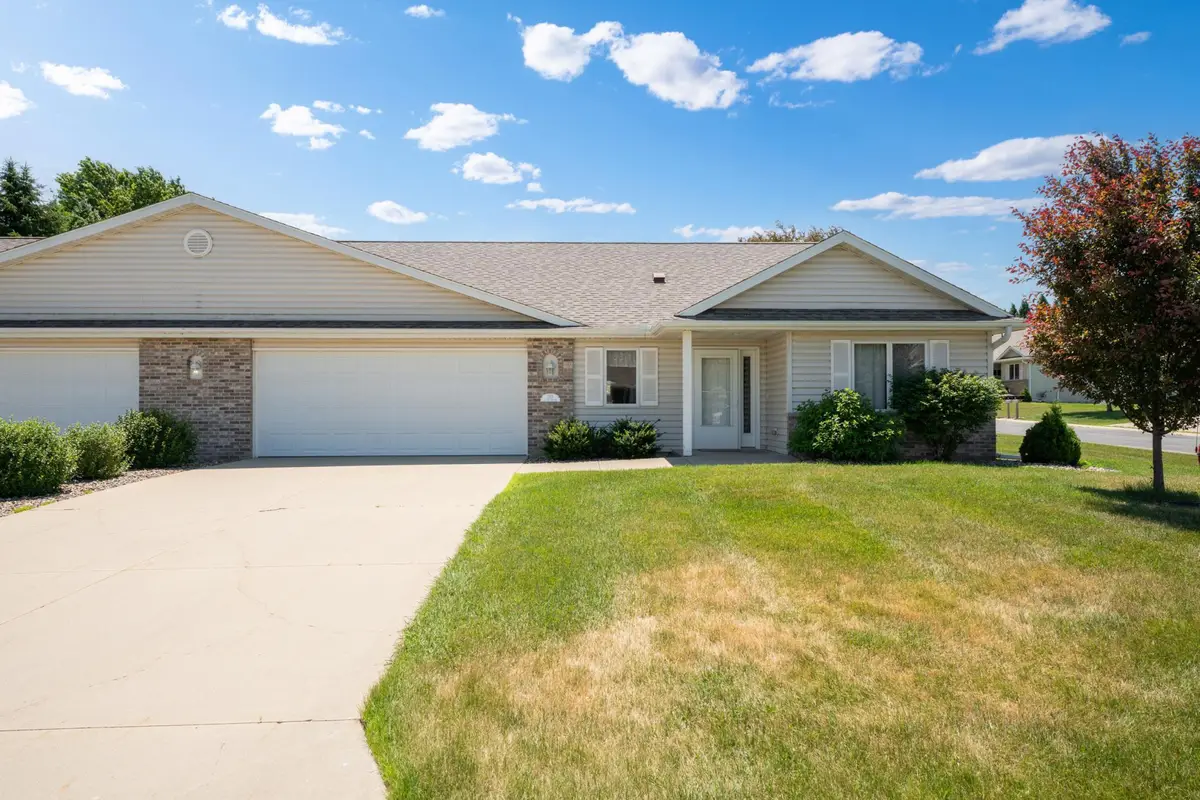 703 15 1/2 Avenue Nw, Kasson, MN 55944 - #1