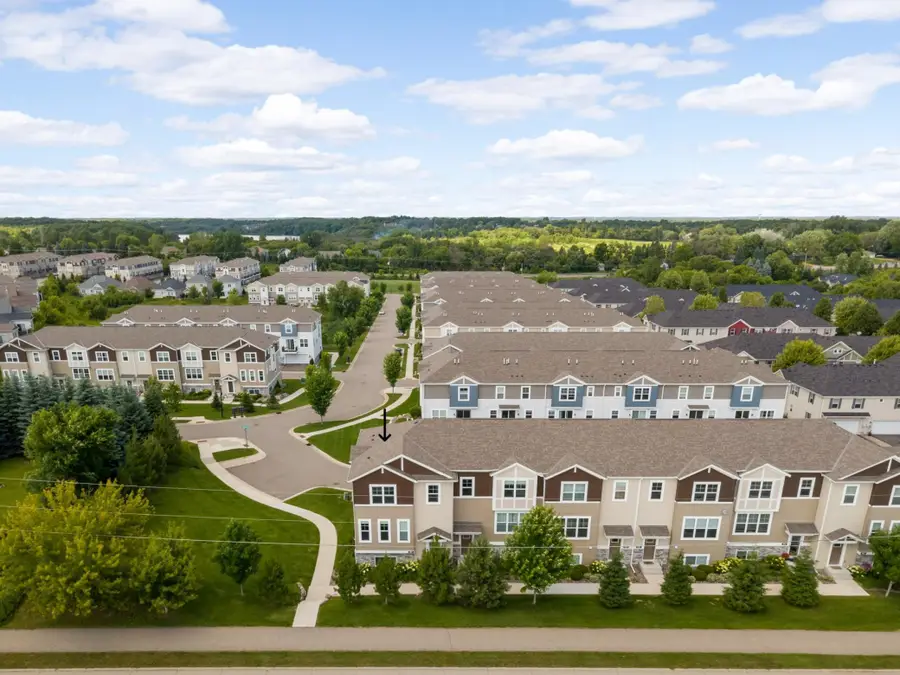 887 Roselyn Drive, Victoria, MN 55386 - #2