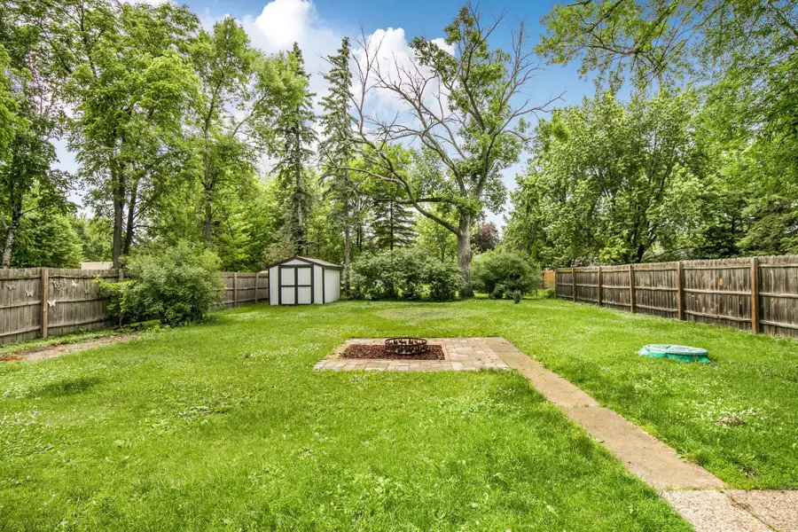 635 E 2nd Street, Litchfield, MN 55355 - #3