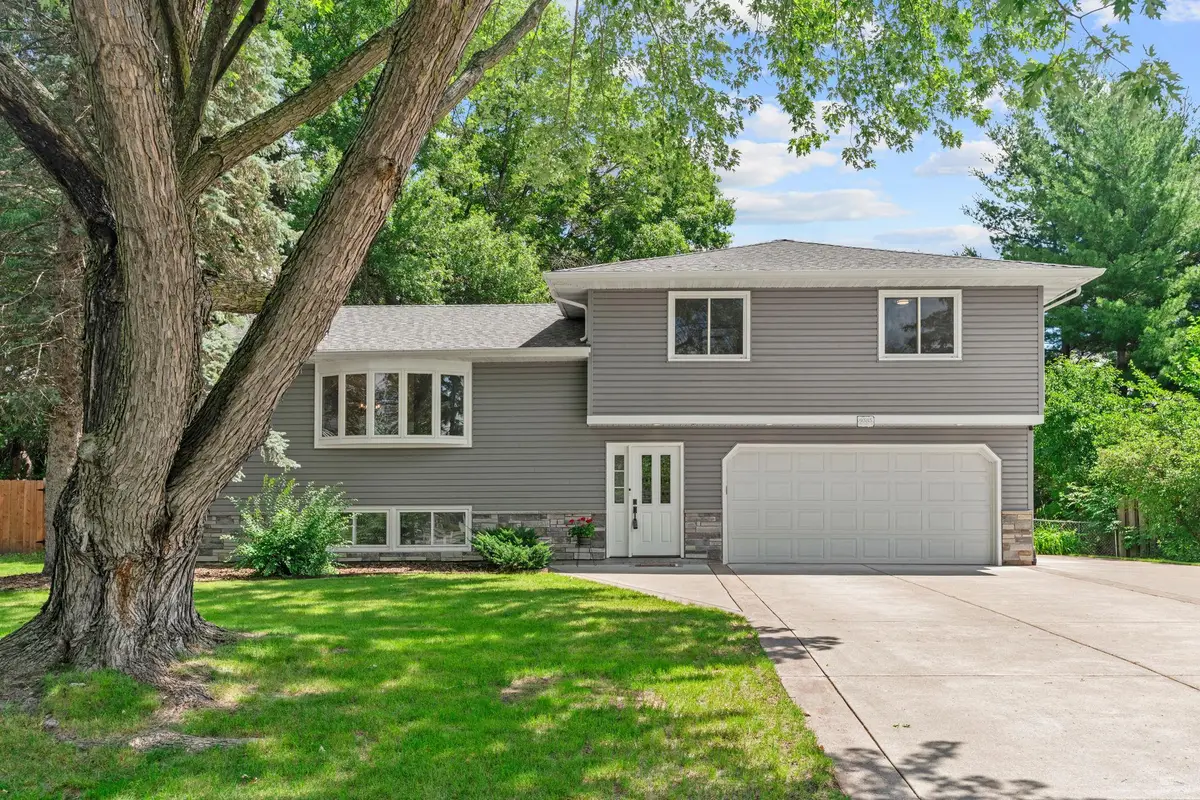 9585 Able Street Ne, Blaine, MN 55434 - #1