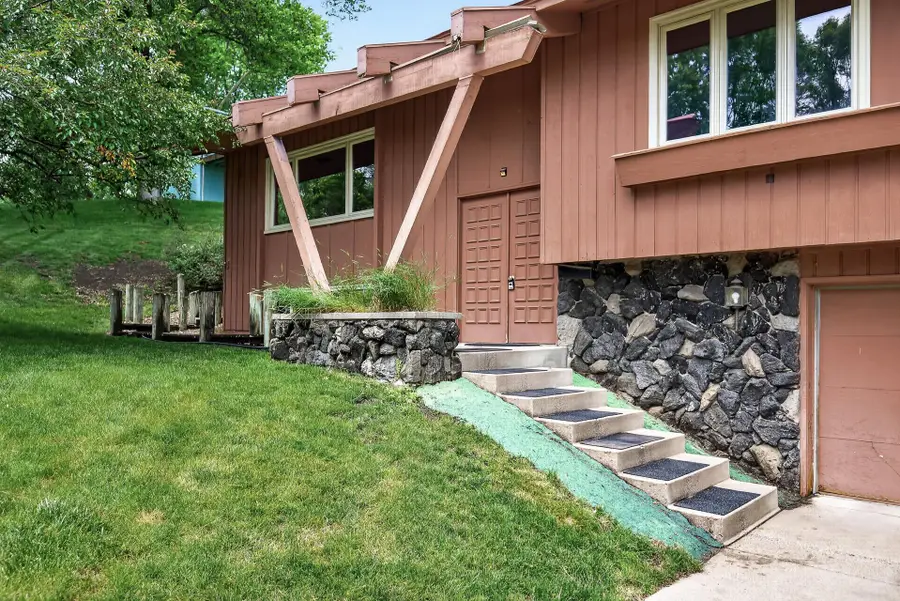 10647 Utica Road, Bloomington, MN 55437 - #3