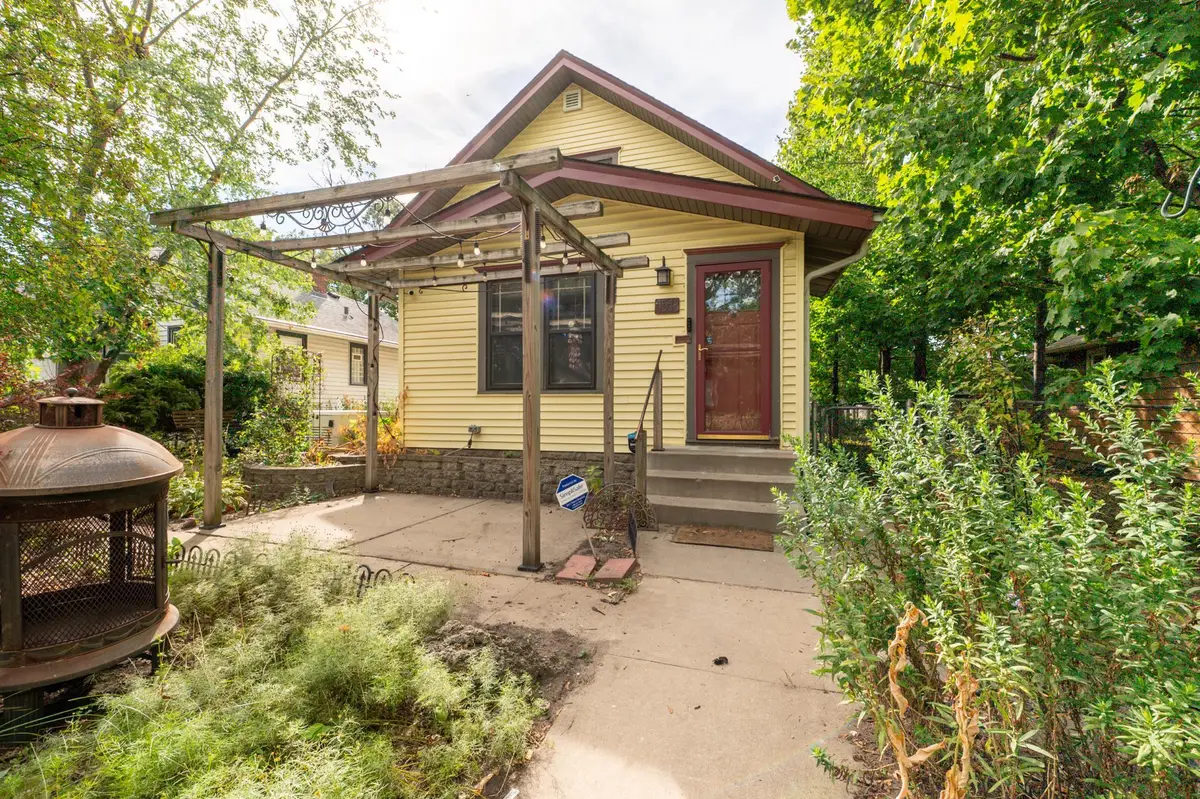 4543 Oliver Avenue N, Minneapolis, MN 55412 - #1