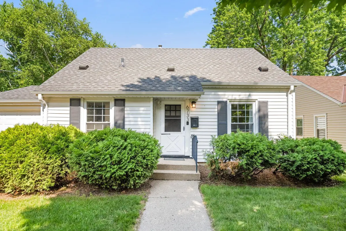 6733 Sheridan Avenue S, Richfield, MN 55423 - #1