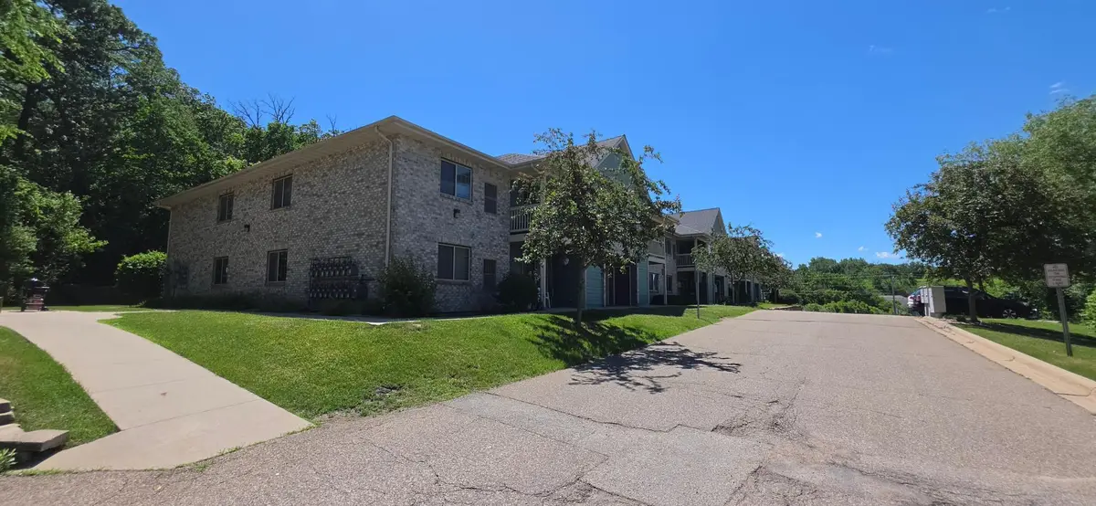 1917 Deerhaven Lane Ne #20, Rochester, MN 55906 - #1