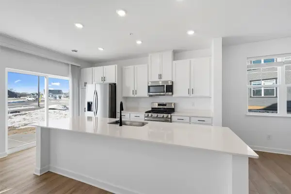 10542 Glacier Lane N, Maple Grove, MN 55369