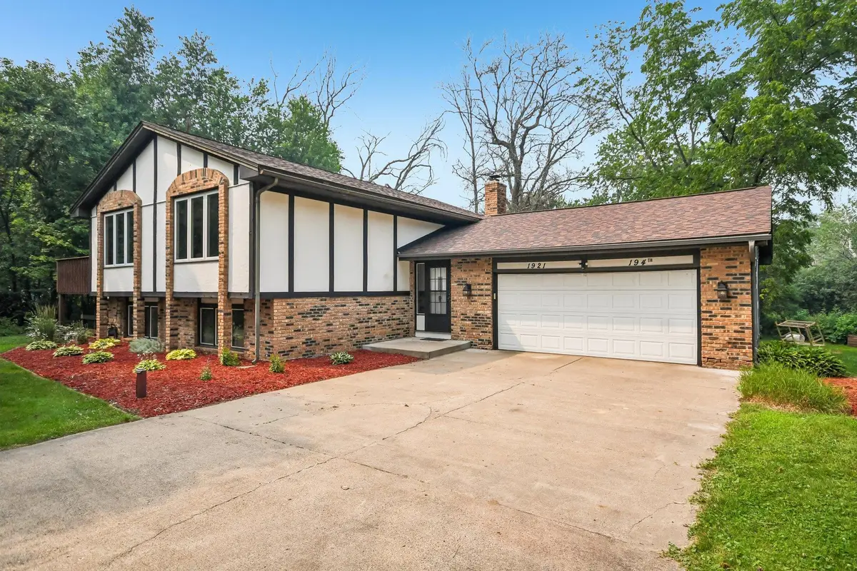 1921 194th Avenue Ne, Cedar, MN 55011 - #1