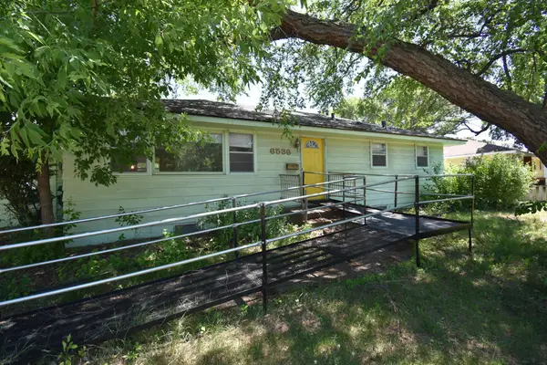 6536 Indiana Avenue N, Brooklyn Center, MN 55429