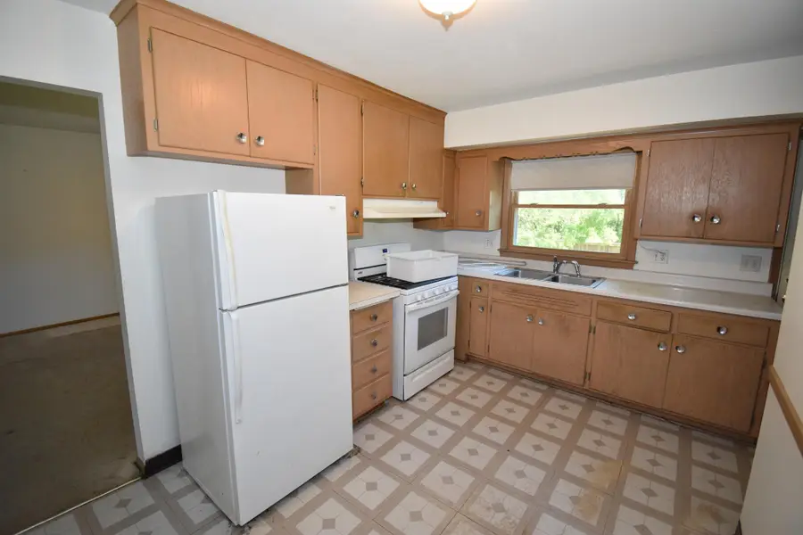 6536 Indiana Avenue N, Brooklyn Center, MN 55429 - #2